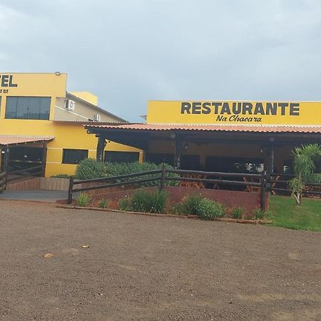 Hotel E Restaurante Na Chacara Дорадус Екстериор снимка